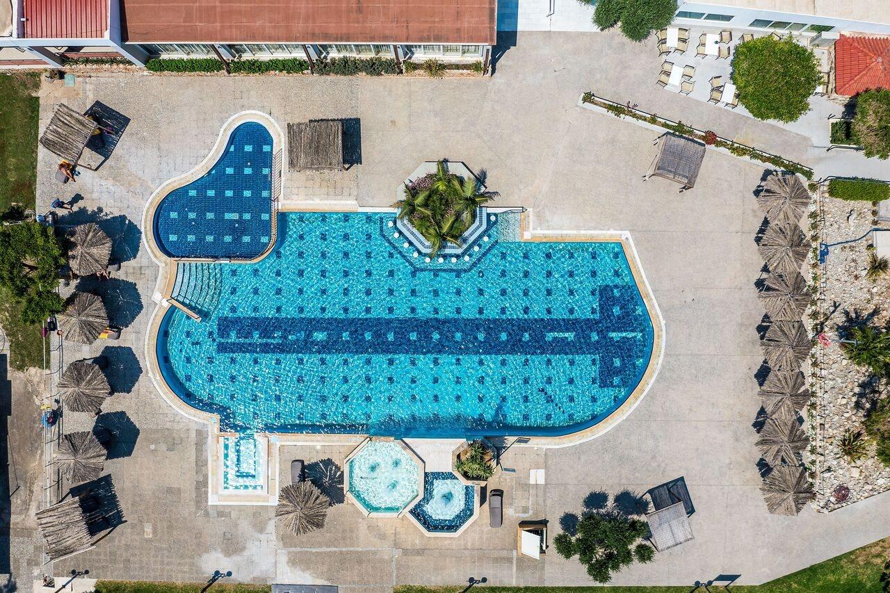 Ilios K Village Resort Тигаки Экстерьер фото